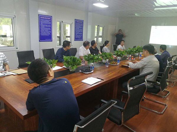 华体会网页版-华体会（中国）官方在线登录
领导现场调研丽水路道路工程